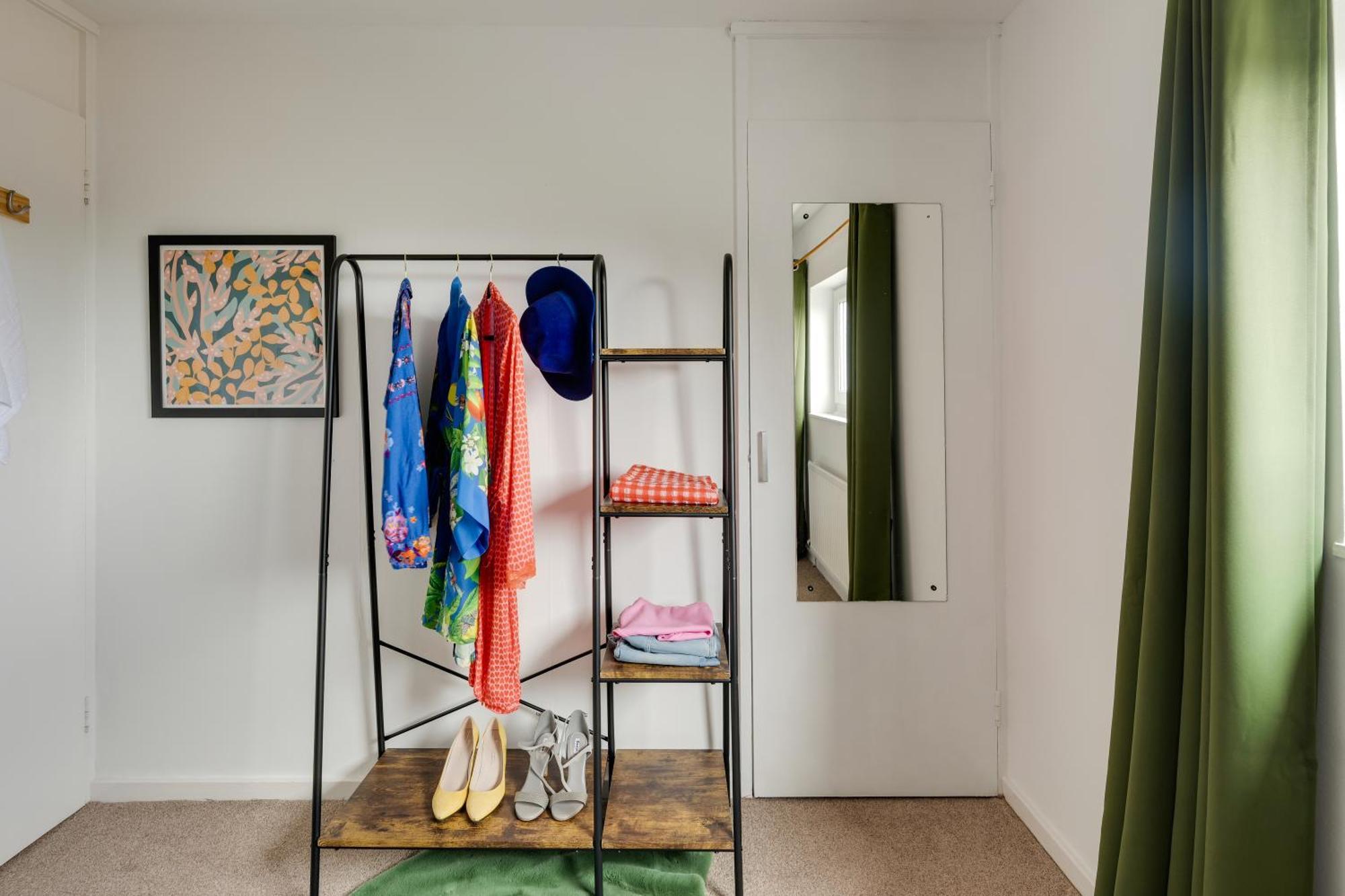 Private 2bed-parking-sleeps5-by Fabaccommodation * Bristol